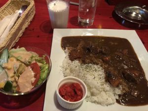 【アイモバリアルグルメツアー】伝説のカレーを求めて横須賀/逗子エリアへ向かう